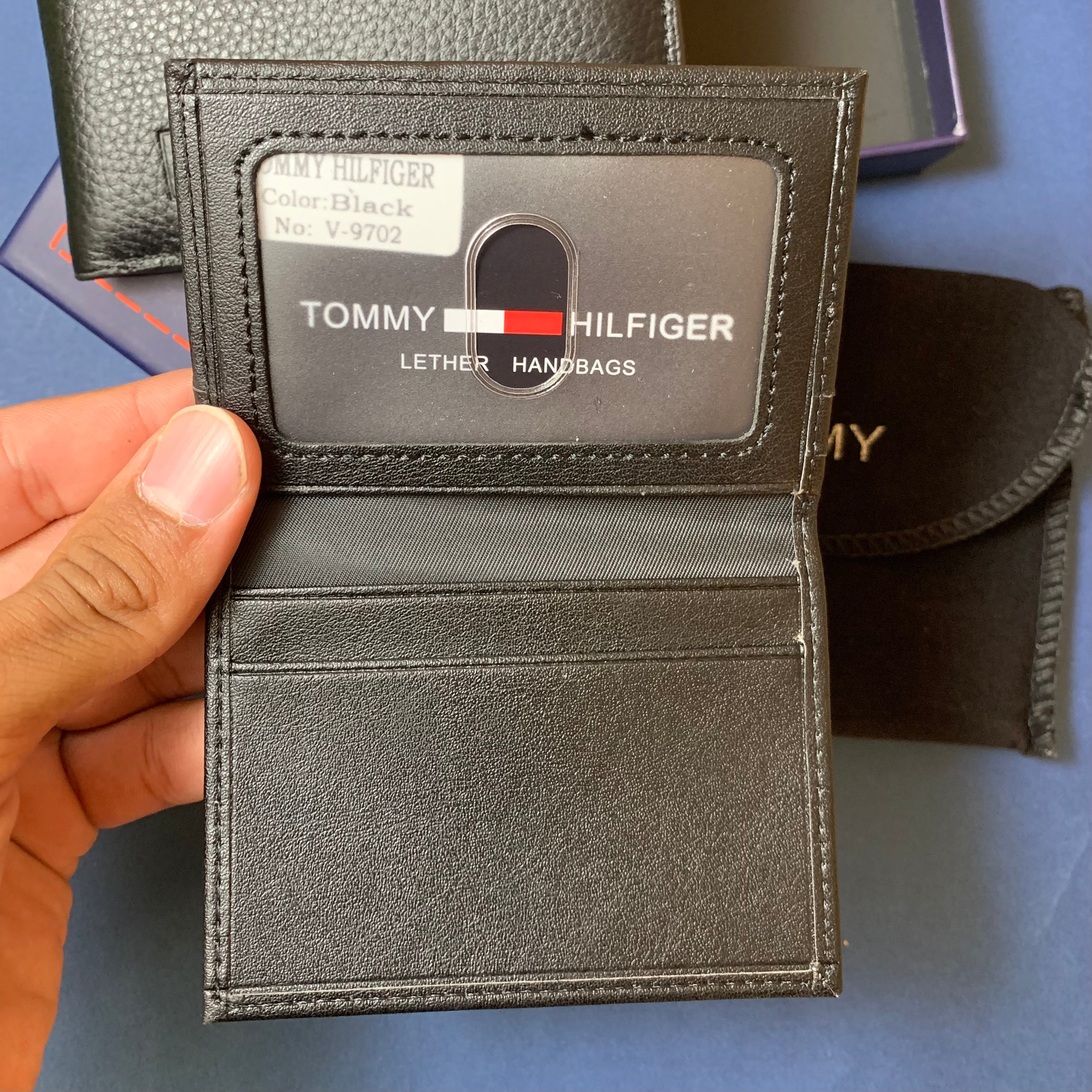 Tommy Hilfiger with card holder
