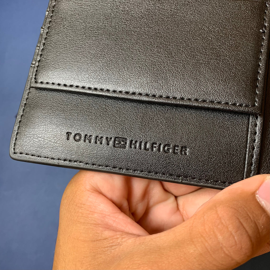 Tommy Hilfiger with card holder