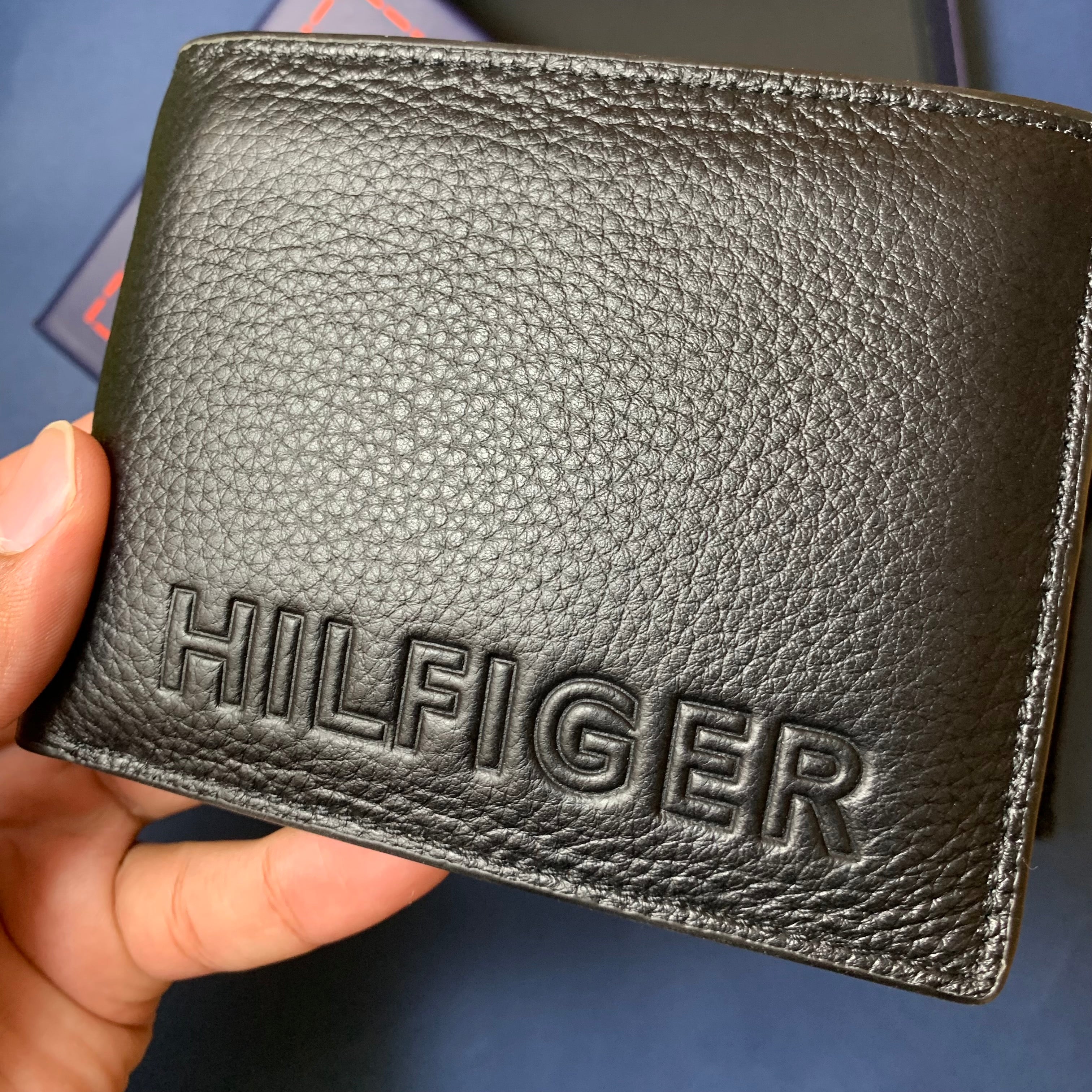 Tommy Hilfiger with card holder