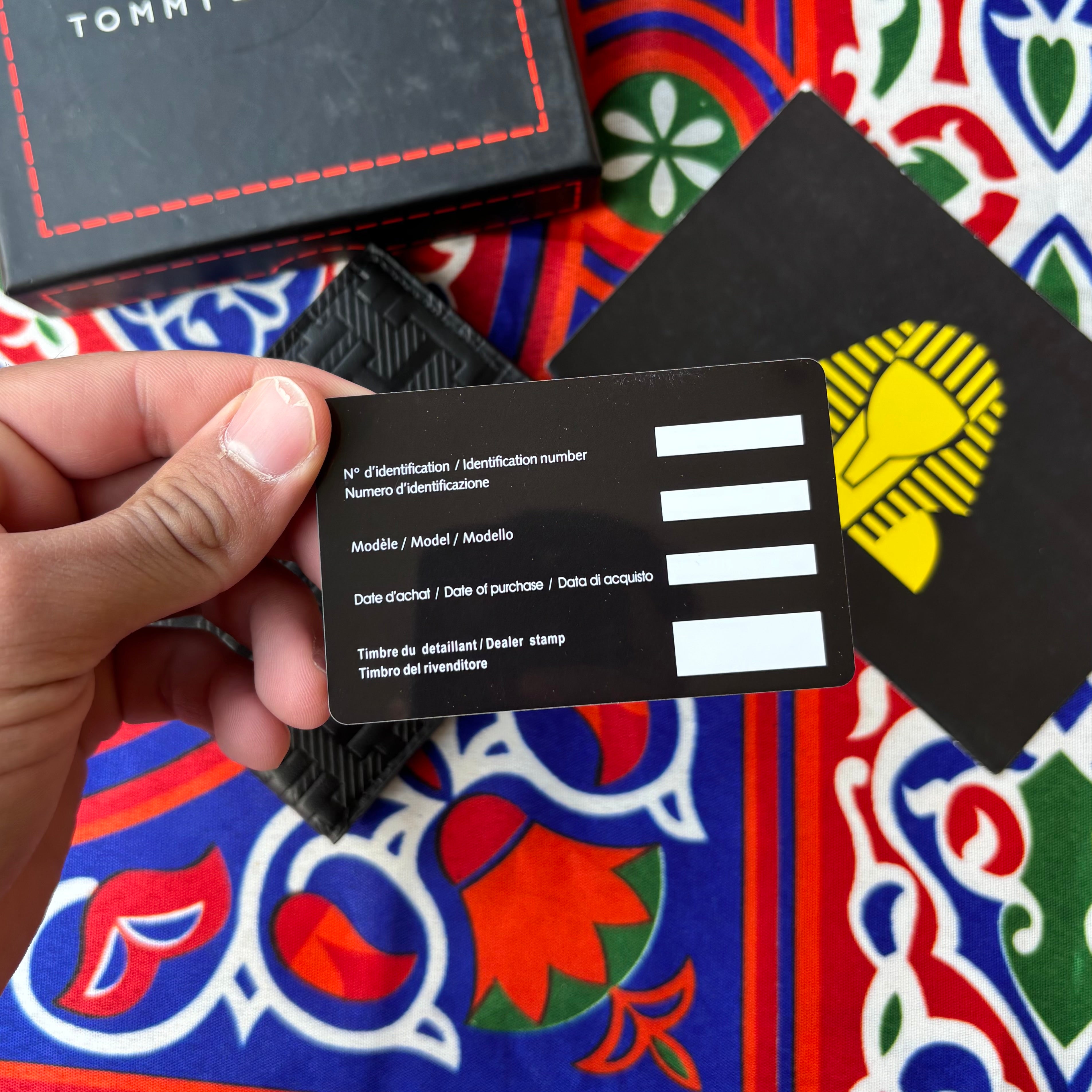 Tommy wallet (2)