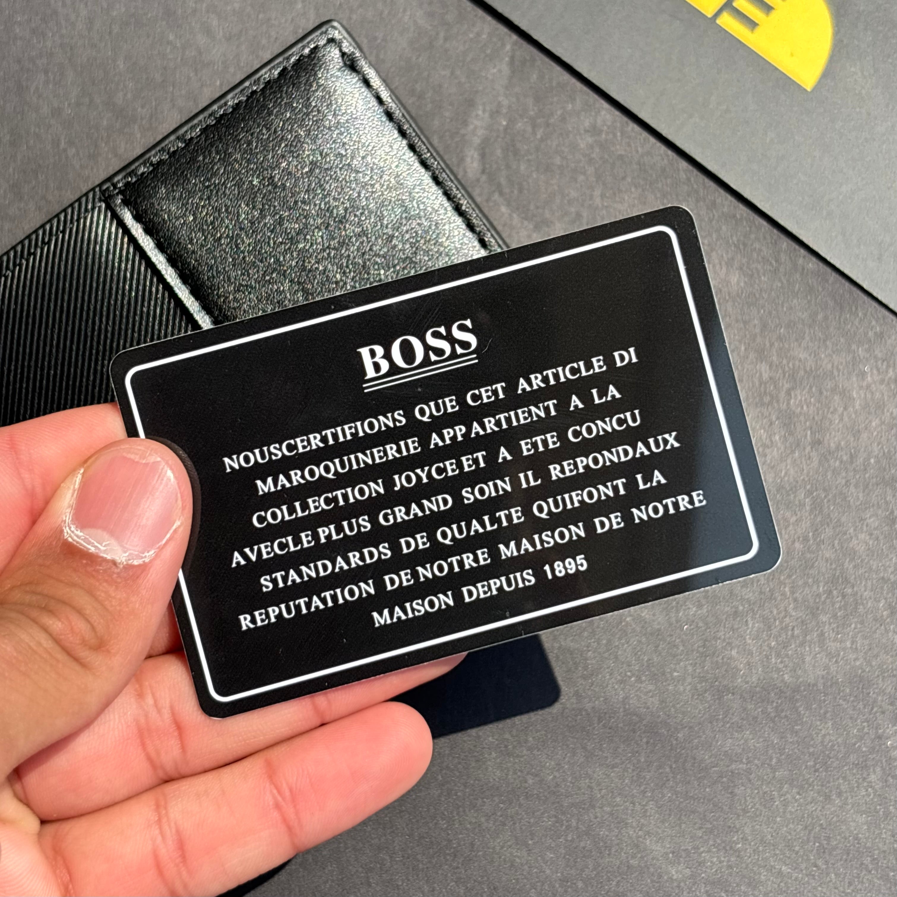 Boss (wallet-medal-card holder)