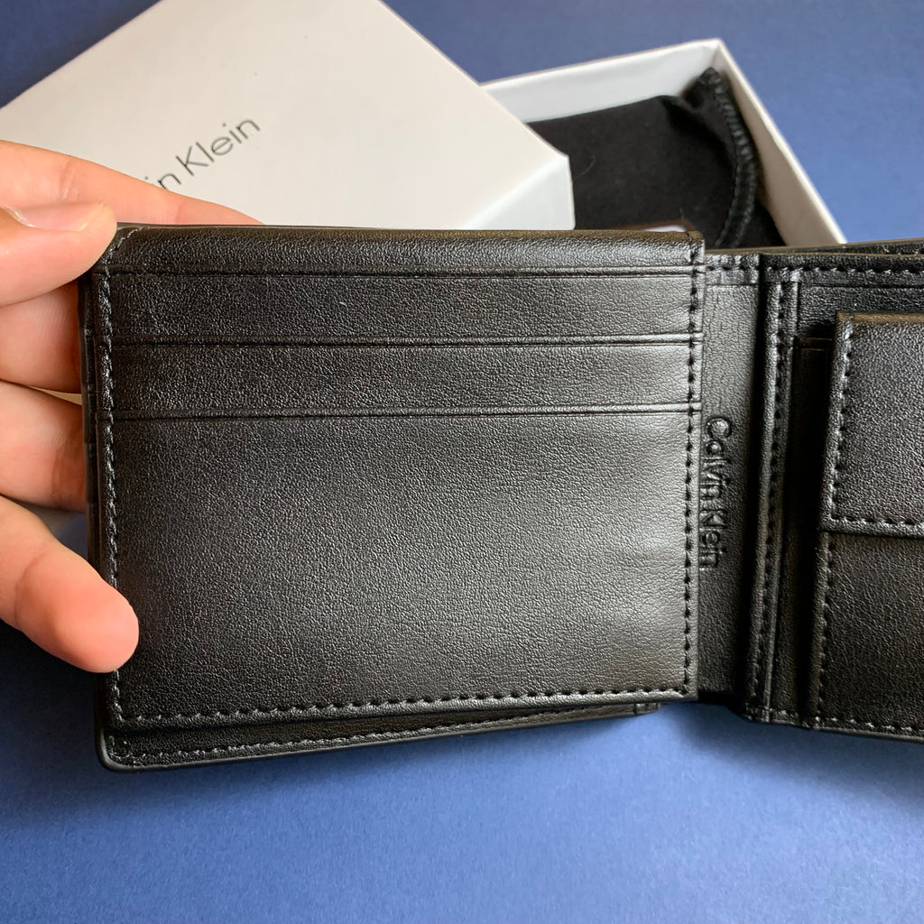 Ck wallet with coins pocket
