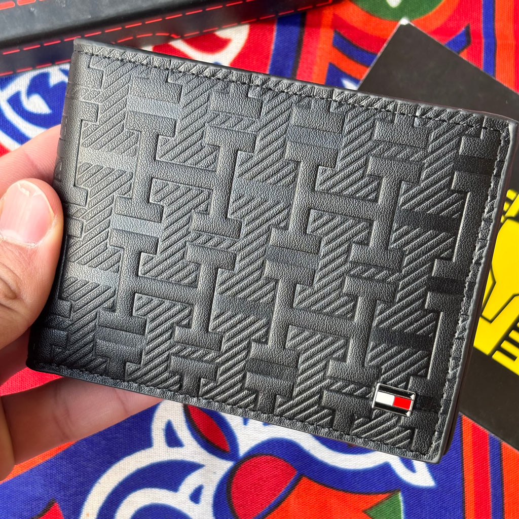 Tommy wallet (2)