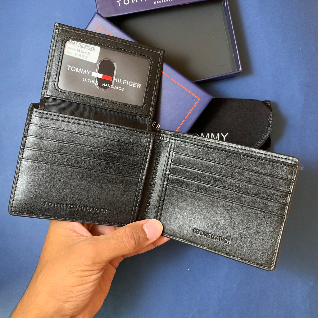 Tommy Hilfiger with card holder