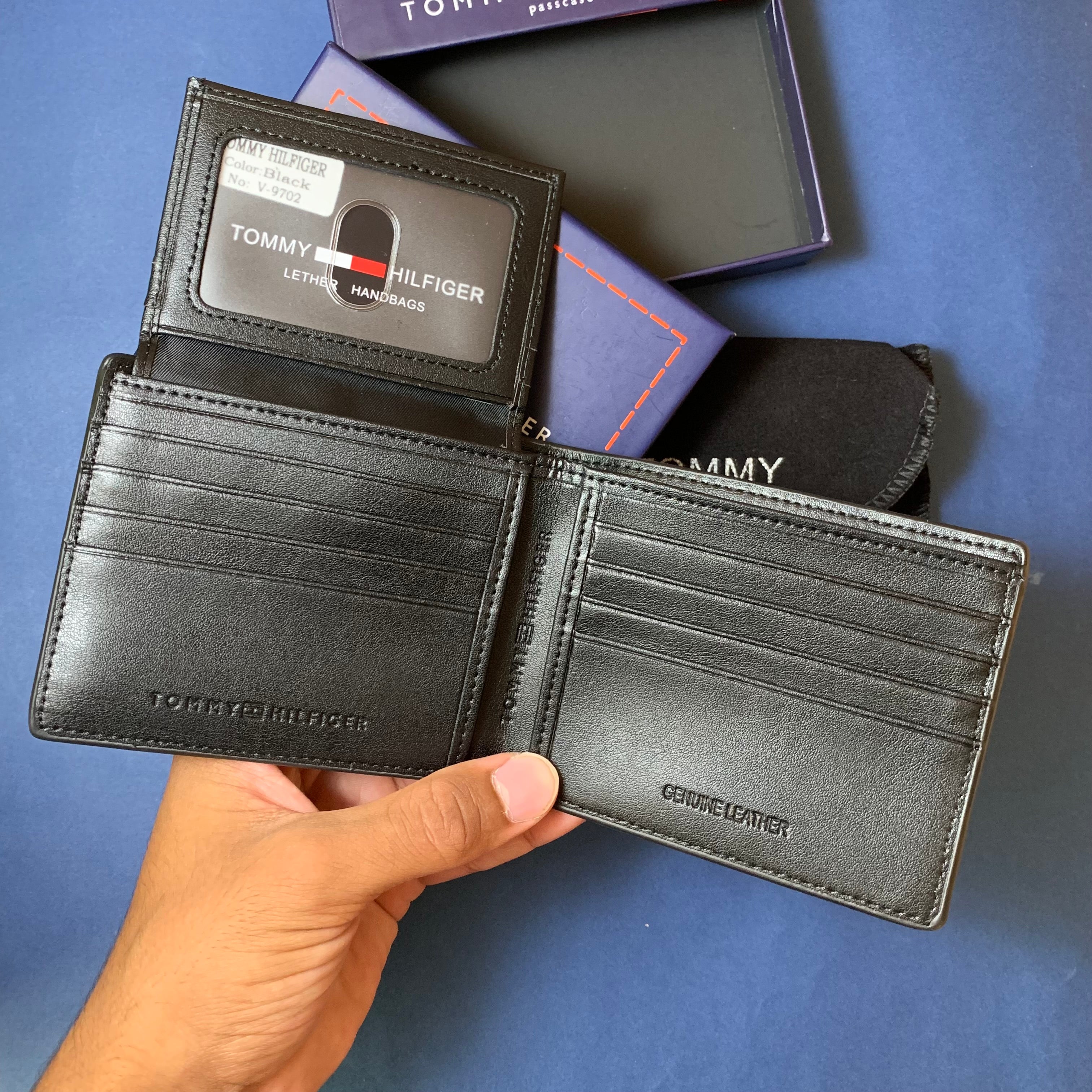 Tommy Hilfiger with card holder