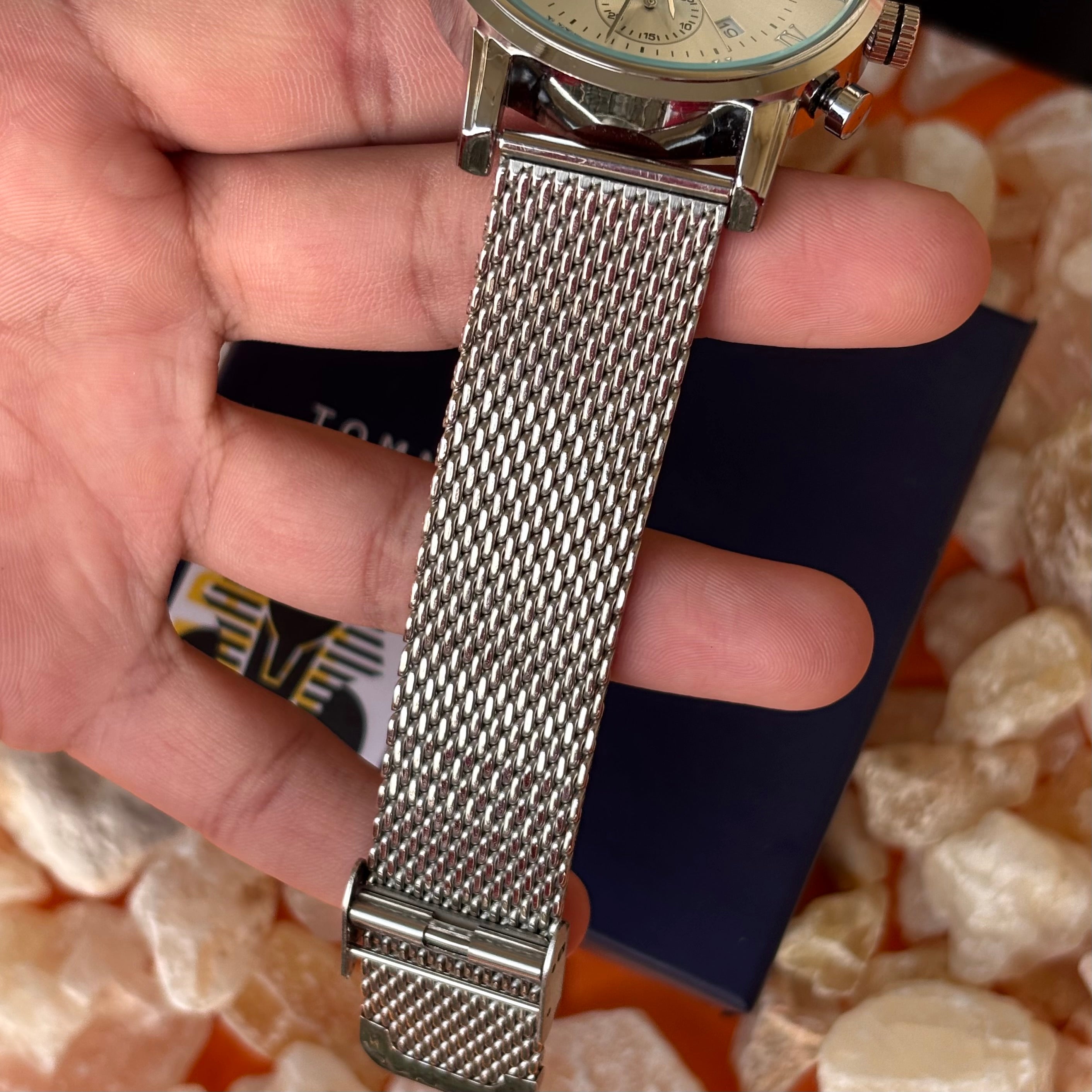 Tommy metal strap