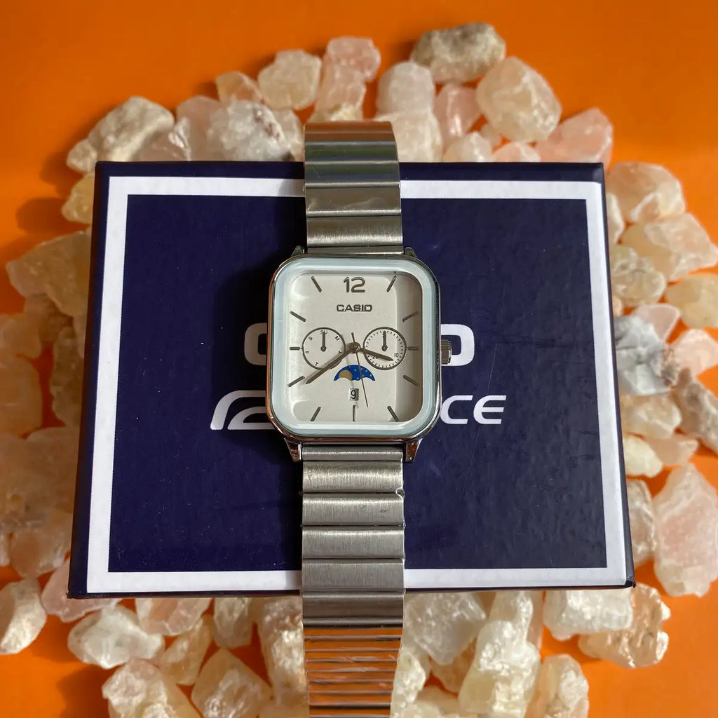 Casio MTP-M305.