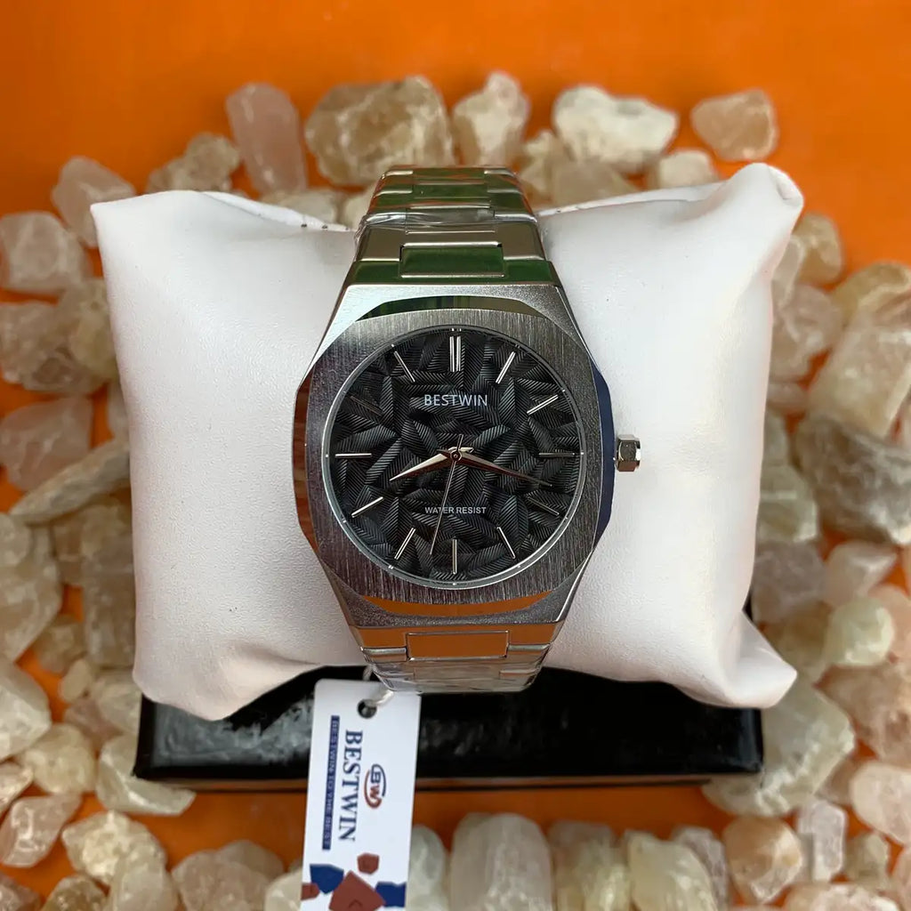 Bestwin Wavey dial